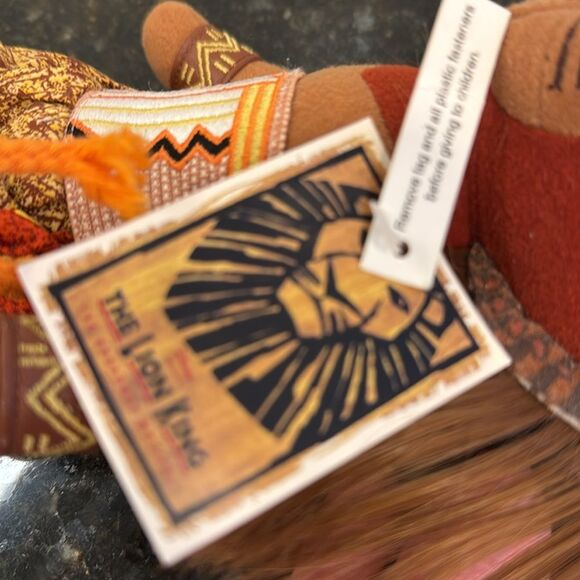 Disney’s The Lion King Broadway Musical Plush/Stuffed Doll Souvenir with tags - Picture 8 of 9